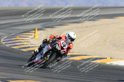 media/Nov-16-2024-CVMA (Sat) [[0e4bb1f32f]]/Race 8-Supersport Middleweight/